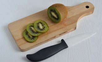 Киви нарезанные
