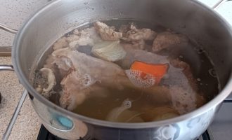 Бульон мясной