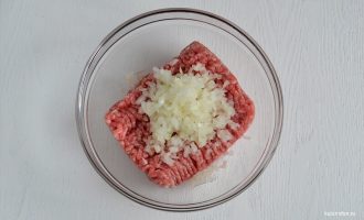 Фарш с репчатым луком