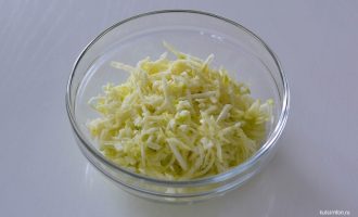 Кабачки натертые