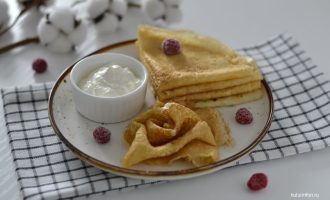 Тонкие блины на йогурте