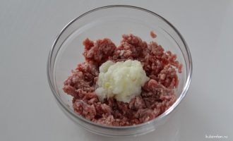 Фарш мясной с луком