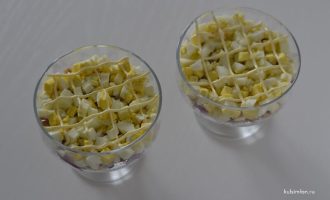 Яйца в салате