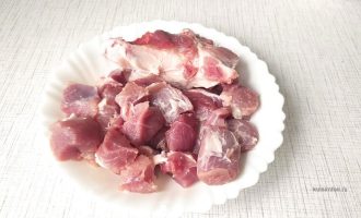 Кусочки свинины