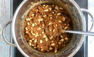 Вареный молочный сахар с арахисом