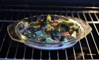 Рыба с брокколи в духовке