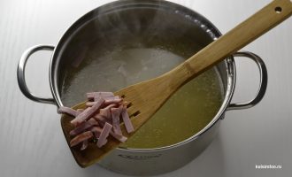 Колбаса в солянке