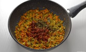 Овощи на сковородке