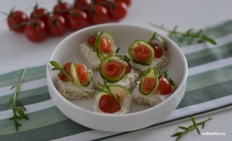 Закуска со сливочным сыром и семгой