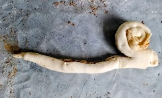 Улитка из теста