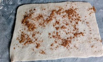 Корица на тесте