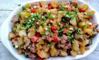 Картофель со свининой и болгарским перцем в рукаве